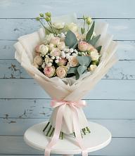 Букет цветов из:  Розы и Лизиантусы в Белой Березке