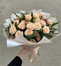 Букет Кремовые розы Латте в Белой Березке